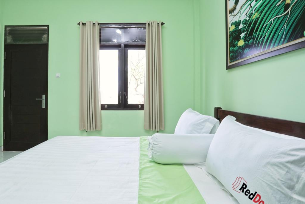 Reddoorz @ Kerobokan Canggu Kuta Lombok Exterior foto